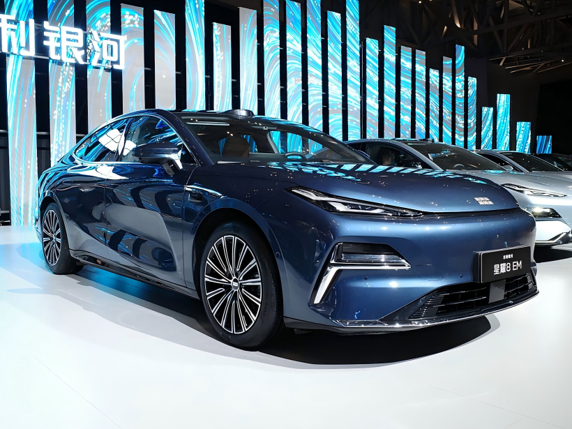 Geely Galaxy Xingyao 8 em, phev besar dengan hibrida em-p, peluncuran mungkin
