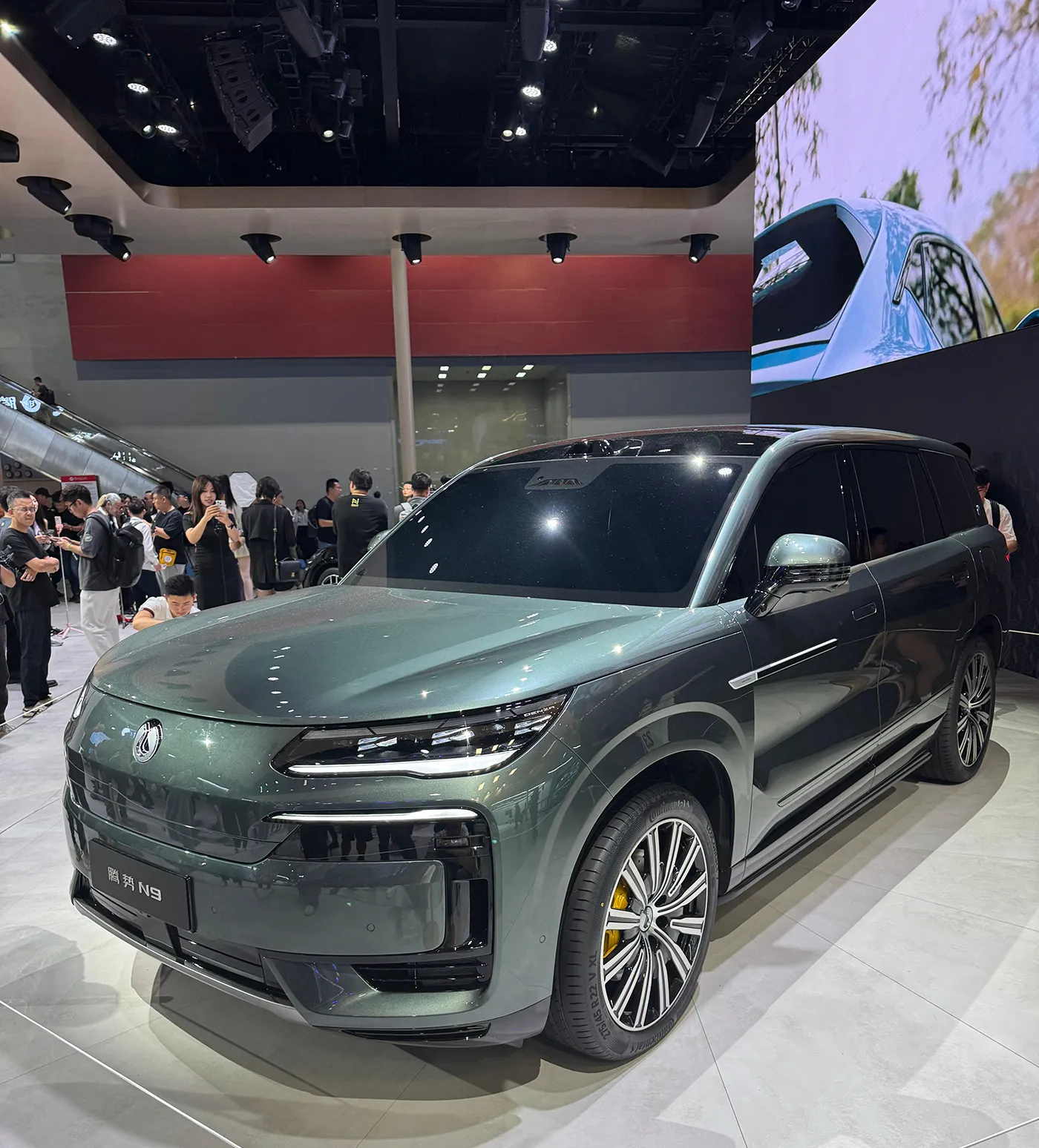 Denza N9 Black Warrior Edition dengan Black Exterior Kit secara resmi diluncurkan - sekarang tersedia untuk dibeli