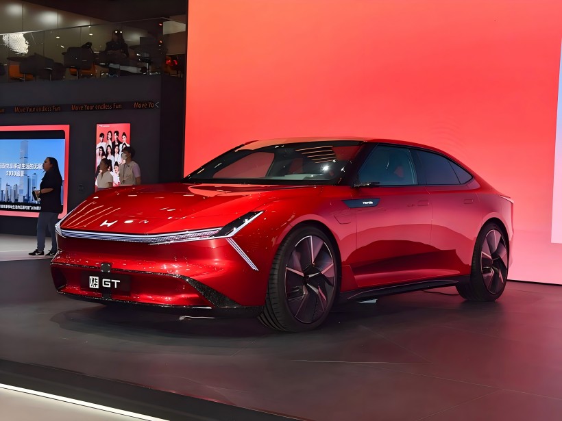 Coupe listrik murni ukuran menengah, model kedua merek Honda YE, akan melakukan debut globalnya di Shanghai Auto Show!