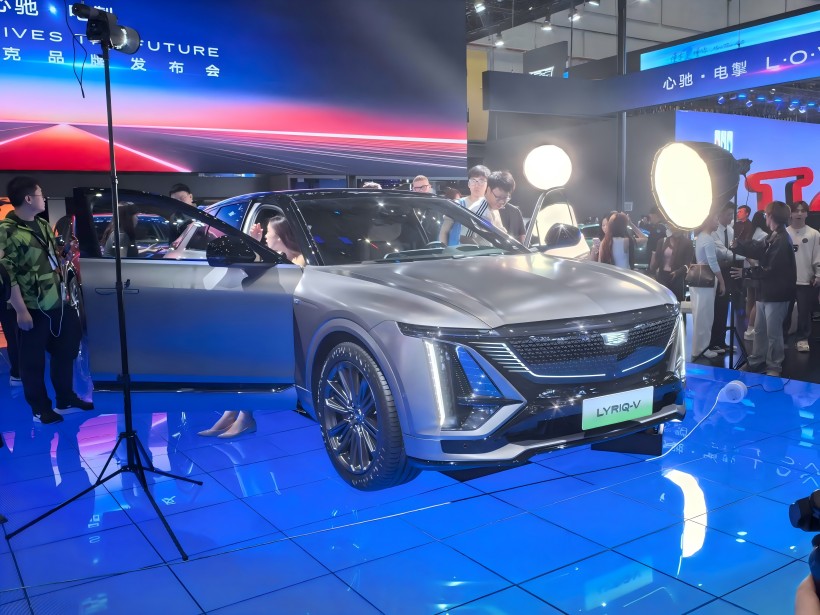 Versi tinggi - kinerja IQ 锐歌! Cadillac Lyriq - V akan diluncurkan dalam tahun ini.