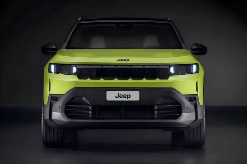Gambar resmi yang berspekulasi dari Jeep Compass yang semuanya baru telah bocor, dengan potensi rilis dalam tahun ini. Kendaraan ini diharapkan menawarkan opsi listrik murni, hybrid ringan, dan powertrain hybrid plug-in