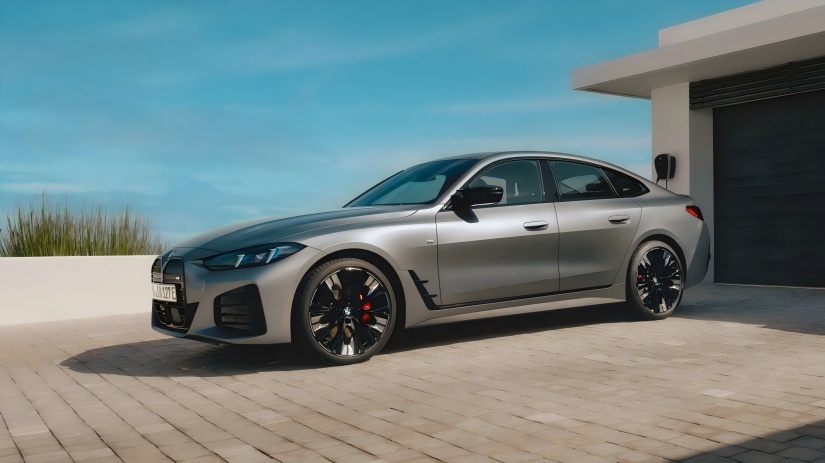 Bisakah BMW i4 M60 baru melengserkan M3 miliknya sendiri? Gambar resmi model baru dirilis, dengan tenaga maksimum meningkat menjadi 601 tenaga kuda.